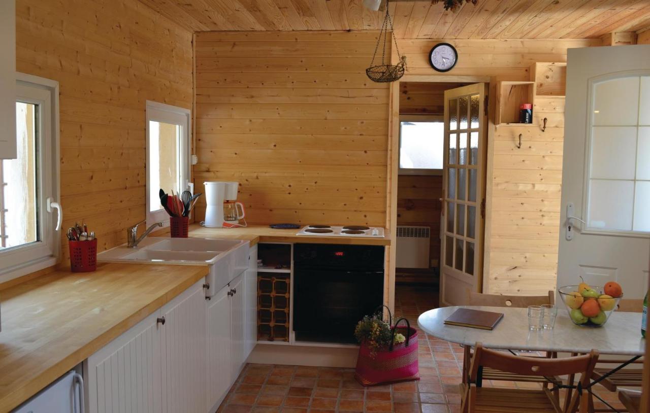 Gorgeous Home In Senlecques With Kitchen Екстер'єр фото